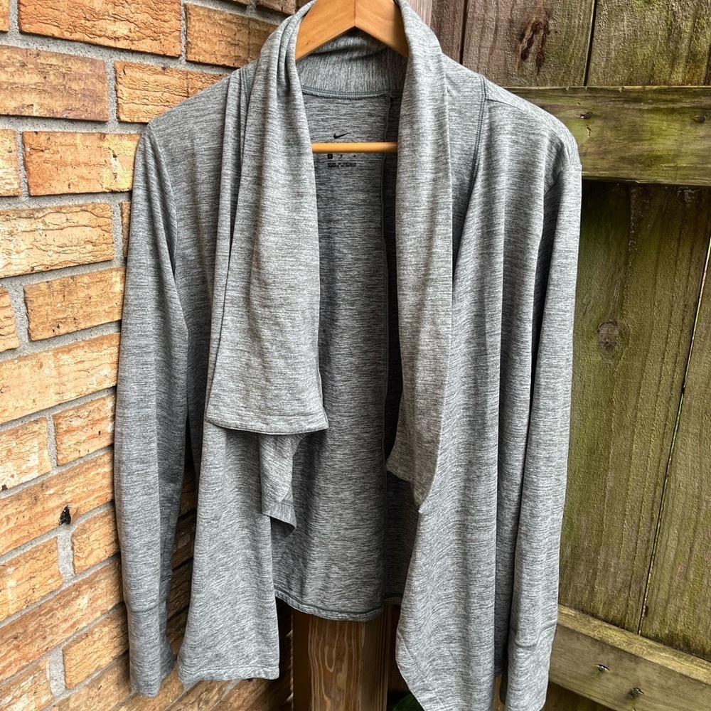 Nike Dri-Fit Women's Light Gray/Green Open Cardigan Training Top
